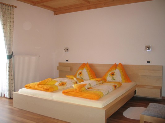 Foto vom Zimmer Ferienwohnung Frenademetz