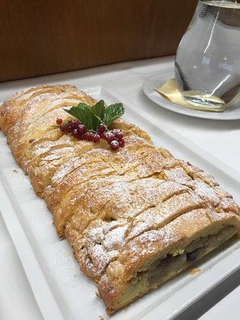 Das Frühstück Garni + Ferienwohnungen La Vara