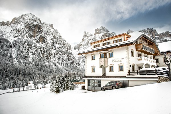 Foto esterno in inverno Vila