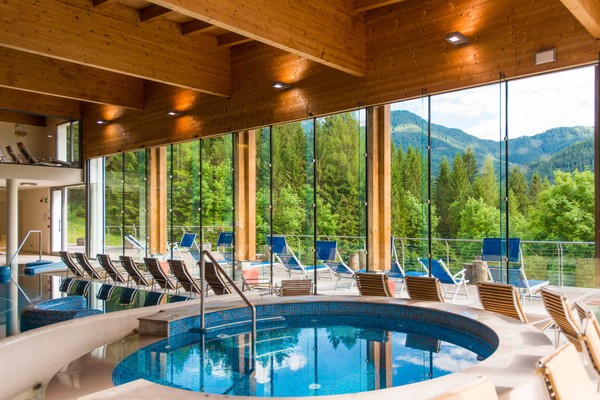 Foto des Hallenschwimmbads