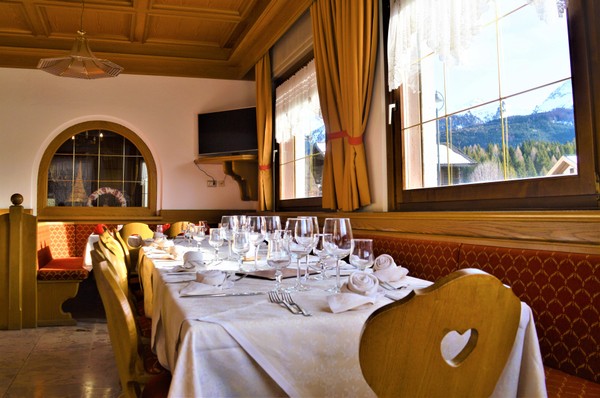 Il ristorante Bellamonte Stella Alpina