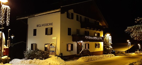 Foto esterno Garni Belvedere