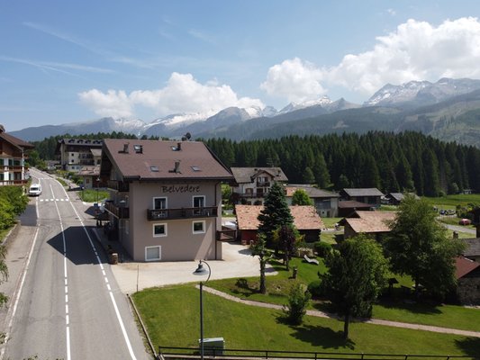 Summer presentation photo Garni (B&B) Belvedere