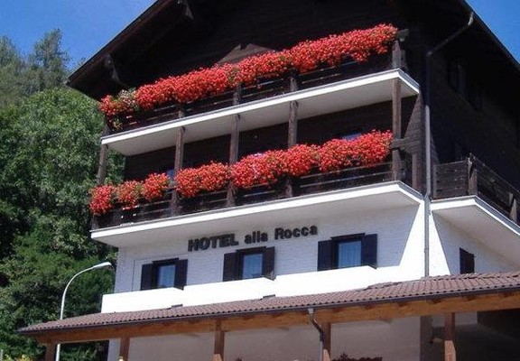 Photo exteriors Hotel Alla Rocca