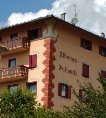 Foto esterno Albergo Dolomiti