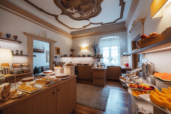 The breakfast B&B (Garni)-Hotel Laurino