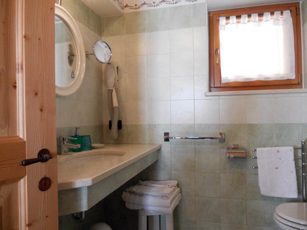 Foto del bagno Garni-Hotel Salvanel
