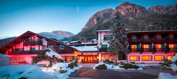 Photo exteriors Park Hotel Regina delle Dolomiti