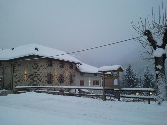 Foto esterno Garni Fonte dei Veli