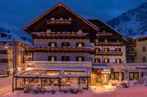 Foto esterno Hotel Ancora