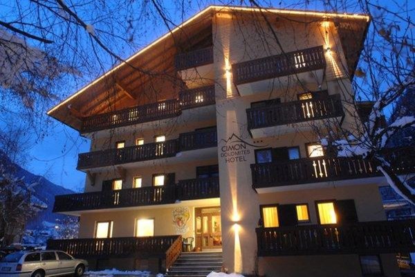 Winter presentation photo Hotel Cimon Dolomites