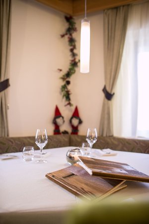 The restaurant Tesero Al Cervo - Dolomites Experience