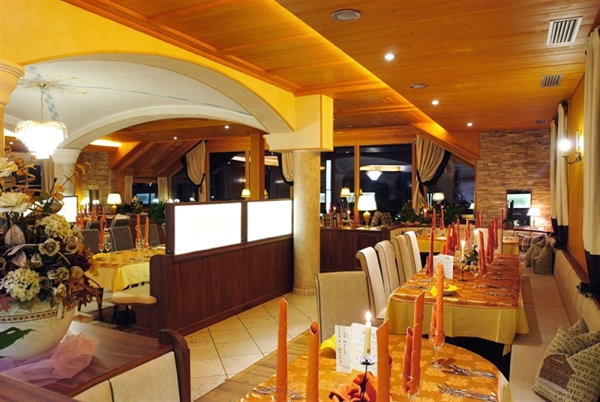 Il ristorante Tesero Berghotel Miramonti