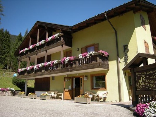 Foto esterno Hotel Pozzole