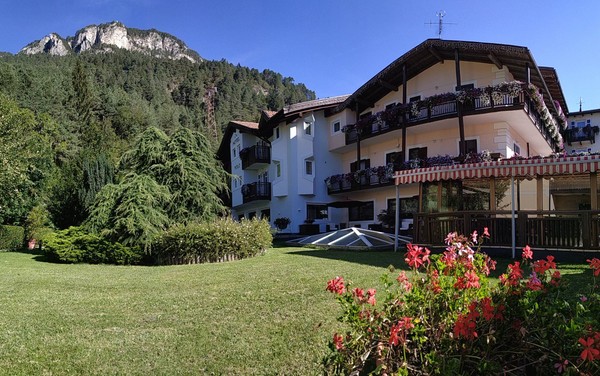 Foto esterno Active Hotel Al Polo