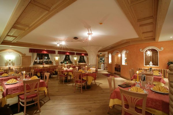 Il ristorante Ziano di Fiemme Active Hotel Al Polo