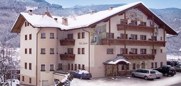 Foto esterno Hotel Villa Jolanda