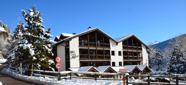 Foto esterno Aparthotel Des Alpes