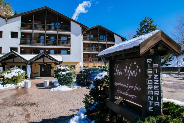 Foto esterno Aparthotel Des Alpes