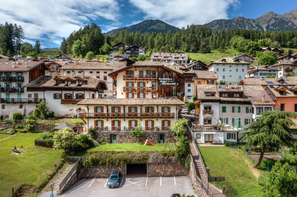 Foto Außenansicht Residence Miramonti