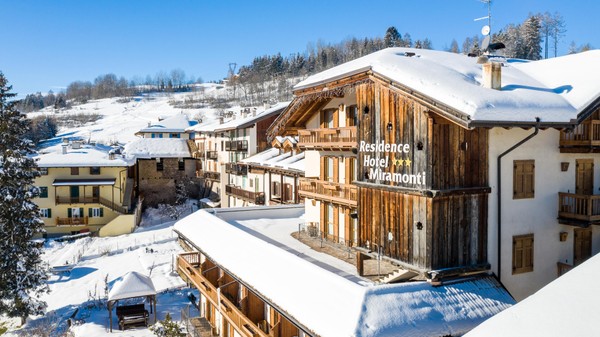 Foto Außenansicht Residence Miramonti