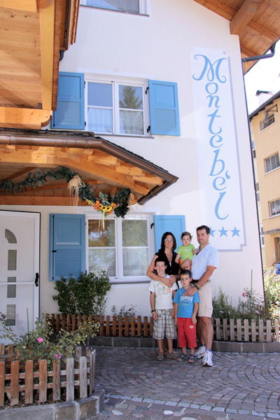 Foto esterno Residence Montebel