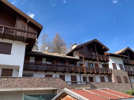 Foto Außenansicht Ferienwohnungen Trunka Lunka