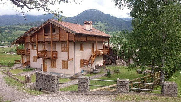 Foto esterno in estate Marzelin