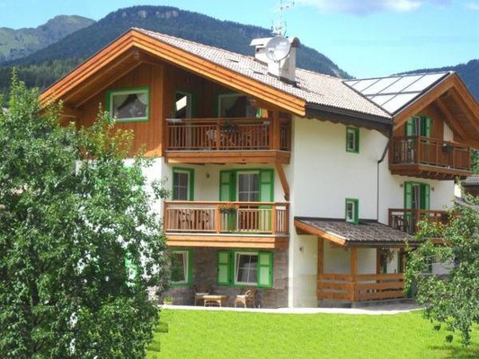 Foto esterno Garni Affittacamere Famiglia Ceschini
