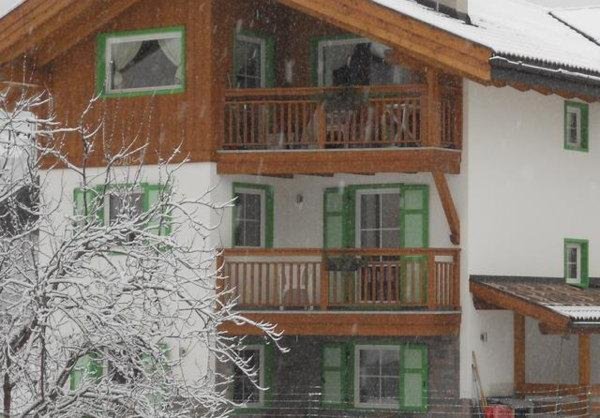 Foto invernale di presentazione Affittacamere Famiglia Ceschini - Garni (B&B) 3 soli