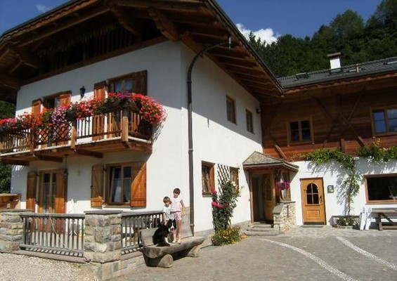 Foto esterno B&B in agriturismo Maso Santa Libera