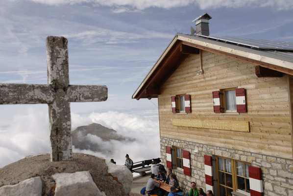 Foto esterno Rifugio Torre di Pisa