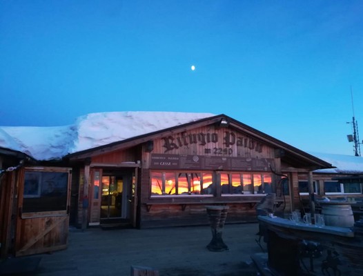 Foto esterno Rifugio Paion Alpe Cermis
