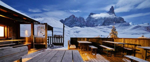 Foto esterno Rifugio con camere Capanna Cervino