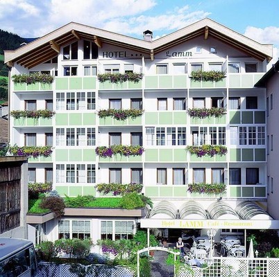 Foto Außenansicht Hotel Lamm