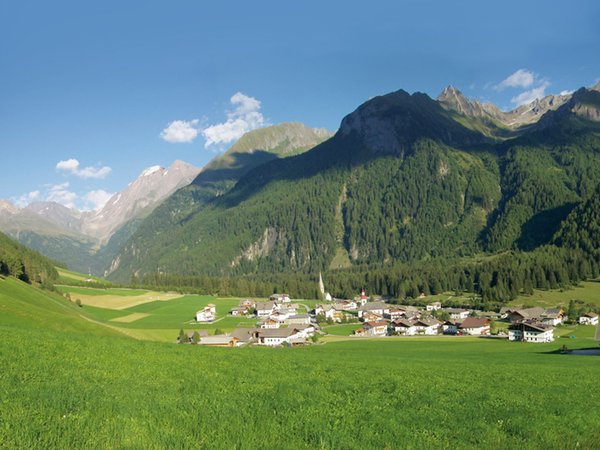 Panoramic view Val di Vizze / Pfitschtal (Vipiteno / Sterzing and surroundings)