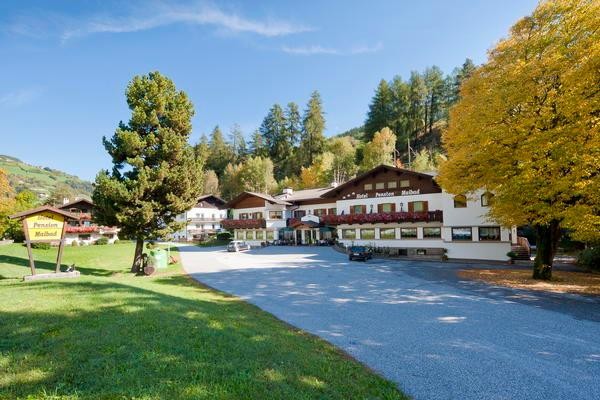 Photo exteriors Hotel Maibad
