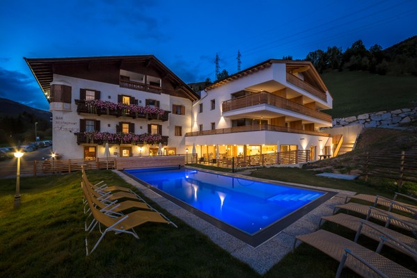 Foto esterno Hotel Schaurhof