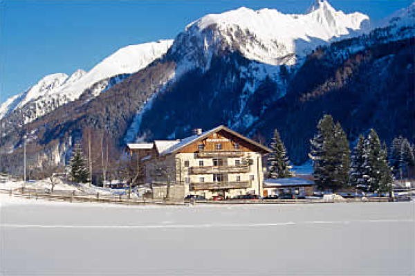 Foto Außenansicht Hotel Knappenhof