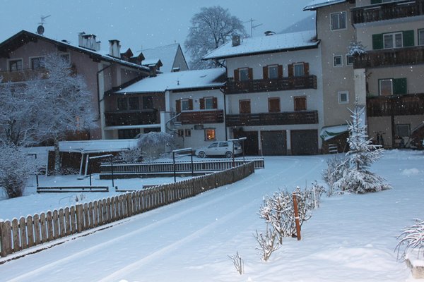 Foto esterno in inverno Residence Die Färbe