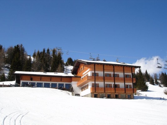 Photo exteriors Hotel Sterzingerhaus