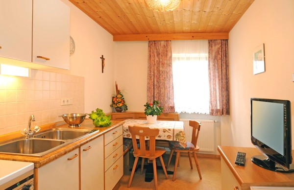 Photo of the kitchen Saxlhof