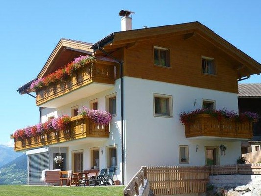 Foto esterno Appartamenti in agriturismo Jagerhof