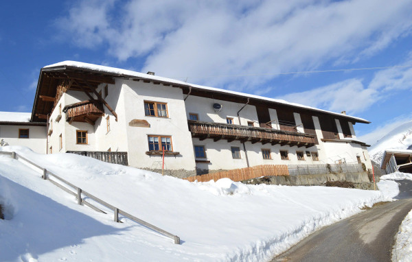 Foto esterno B&B + Appartamenti in agriturismo Jennerhof