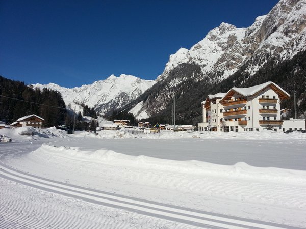 Foto esterno in inverno Alpin