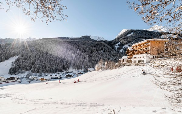 Foto esterno in inverno Aktivhotel Panorama