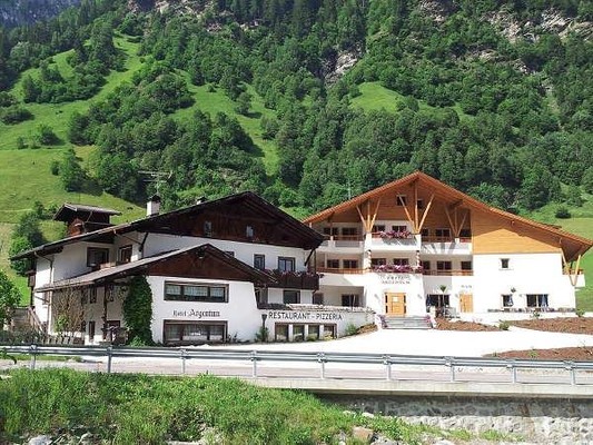 Foto esterno Hotel Argentum by Bergkristall