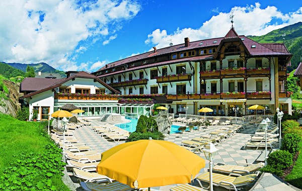 Foto esterno Hotel + Residence Sonklarhof