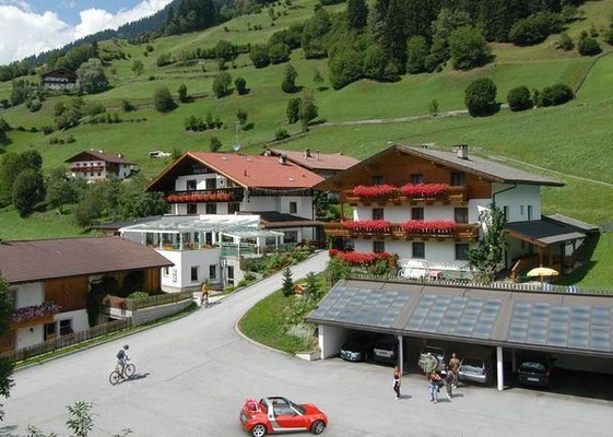 Foto Außenansicht Hotel Haller
