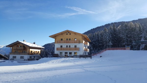 Foto Außenansicht im Winter Berggasthof Blosegg